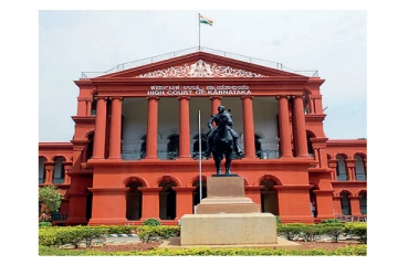 ஹிஜாப் வழக்கு : கூடுதல் அமர்விற்கு மாற்றி கர்நாடக உயர்நீதிமன்ற நீதிபதி உத்தரவு