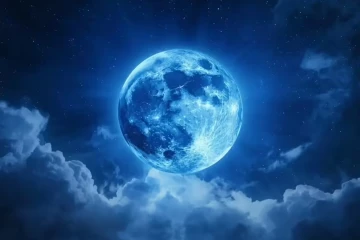 மே மாதத்தில் விண்வெளியில் புளூ மூன் அரிய நிகழ்வு
