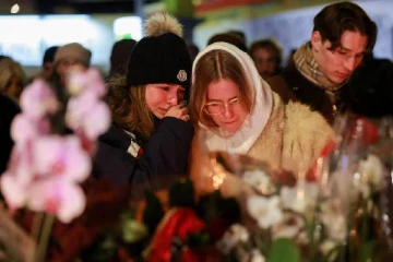 30 நொடிகளில் தப்ப முயன்ற 200 பேர்... சுவிட்சர்லாந்தை உலுக்கிய கோர சம்பவத்தின் பகீர் பின்னணி