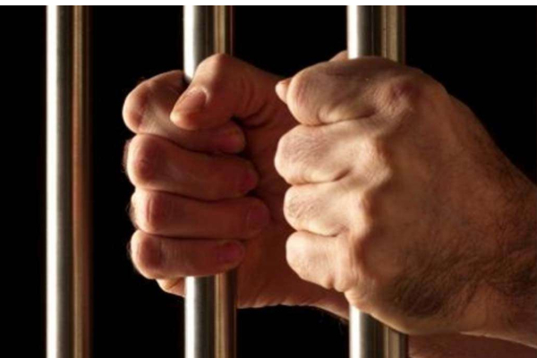 யாழில் பாவனைக்கு உதவாத மிளகாய்த்தூள் உற்பத்தி செய்தவருக்கு ஒரு மாத சிறை | 1 Month In Prison Producing Sawdust With Bangus