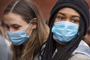 துணி மாஸ்க் பயன்படுத்துவரா நீங்கள்? உலக சுகாதார நிறுவனம் விடுத்த எச்சரிக்கை