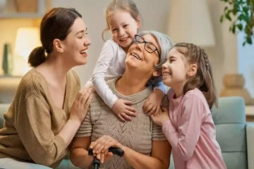 மூத்த குழந்தையாக பிறப்பது சாபமா? மன உளைச்சலை ஏற்படுத்தும் நடவடிக்கைகள்