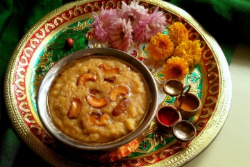 சக்கரை பொங்கலின் சுவையை அதிகப்படுத்தணுமா? இதை சேர்த்தால் போதும்