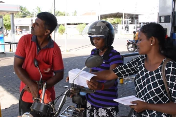 கிளிநொச்சியில் க.பொ.த சாதாரண தரப் பரீட்சையை முன்னிட்டு விசேட எரிபொருள் விநியோகம் (Photos)