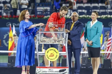 லொட்டரியில் அடித்த அதிர்ஷ்டம் - 1 மில்லியன் அமெரிக்க டொலர் வென்ற இந்தியர்