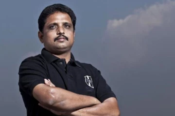 என் தொகுதி இளைஞர்களுக்கு தடுப்பூசிப் போட ரூ. 1 கோடி தருகிறேன் – எம்.பி சு.வெங்கடேசன்