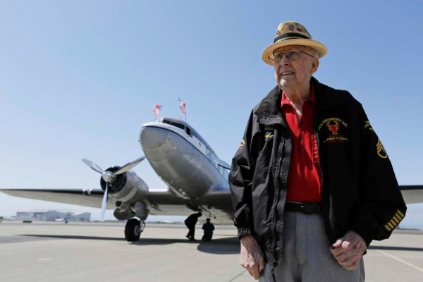 இரண்டாம் உலகப் போர் வீரர் காலமானார் | World War Ii Veteran Papa Jake Passes Away