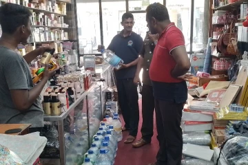 சாய்ந்தமருது கடைகளில் திடீர் சோதனை