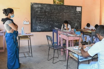 இலங்கையில் பாடசாலைகளை மீண்டும் திறப்பது தொடர்பில் வெளிவந்த செய்தி