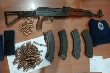 கொழும்பு புறநகர் பகுதி பாடசாலையொன்றிலிருந்து மீட்கப்பட்ட அதிபயங்கர ஆயுதம்