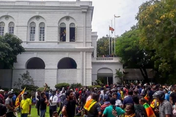 இலங்கை ஜனாதிபதி மாளிகையில் திருடிய 3 ஆசாமிகள் சிக்கினர்!