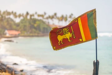 முற்றாக முடங்கும் அபாயத்தில் இலங்கை!