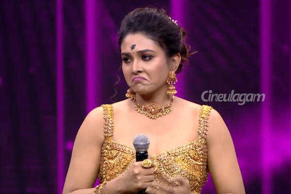 சிம்புவை தான் திருமணம் செய்வேன் என சொன்ன சாந்தினி! டிஆர் கண்ணீருடன் பதில் | T Rajendar Emotional About Str Simbu Marriage