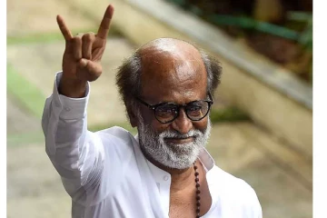 நான்கு முறை பிரபல நடிகை வேண்டும் என்று அடம் பிடித்த ரஜினி.. ஐந்தாவது முறை ஒகே சொன்ன நடிகை