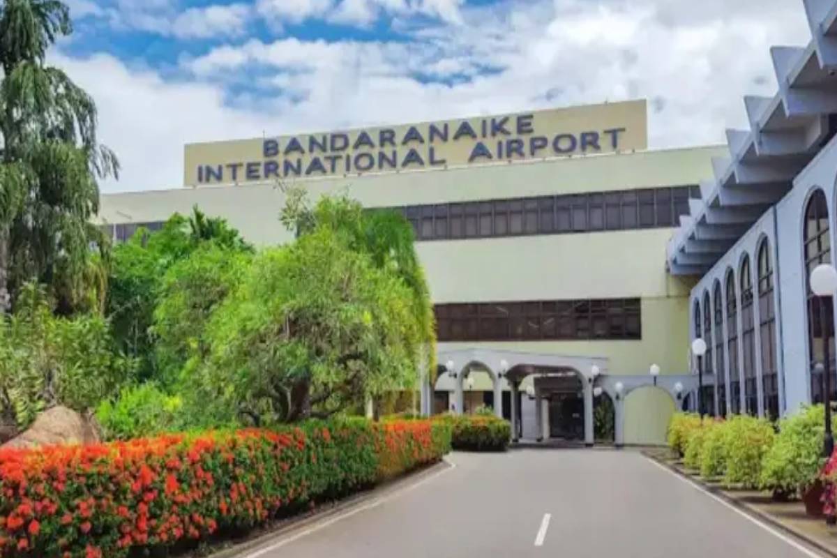 இலங்கையிலிருந்து சிறப்பு விமானத்தில் நூற்றுக்கணக்கானோர் நாடு கடத்தல் | 125 Chinese Illegally Staying Country Deported