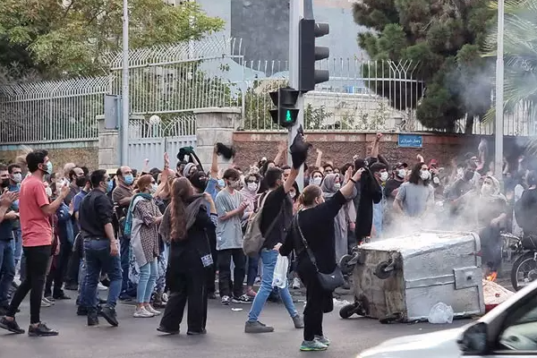 ஈரானில் இடம்பெற்ற வன்முறையில் 36 பேர் பலி | 36 Killed In Violence In Iran