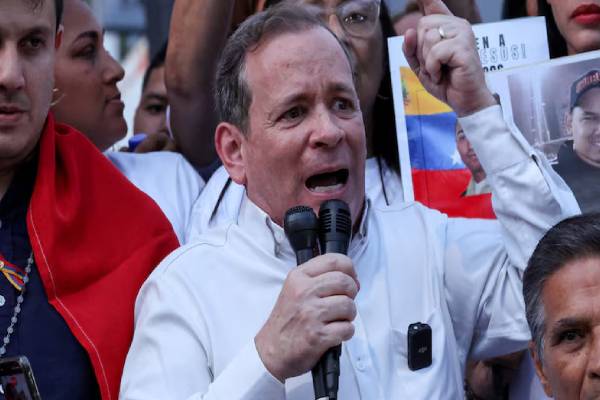 வெனிசுலாவில் மீண்டும் முக்கிய அரசியல் தலைவர் கைது | Venezuela S Main Opposition Leader Arrested Again