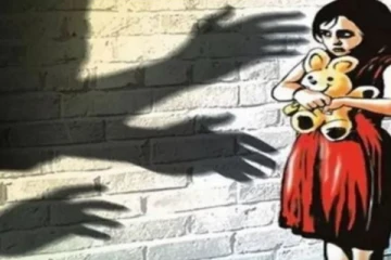 7 வயது சிறுமிக்கு பாலியல் தொல்லை அளித்த முதியவர்!! அதிர்ச்சி சம்பவம்!