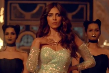 வாய்ப்பிளக்க வைத்த மாஸ்டர் பட நடிகை மாளவிகா.. புகைப்படம்