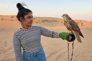 பாலைவனத்தில் பாண்டியன் ஸ்டோர்ஸ் சீரியல் மீனா.. புகைப்படங்கள் இதோ