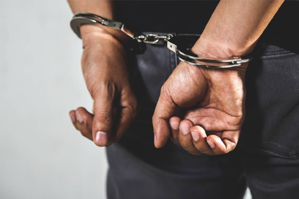 கோடி ரூபா பெறுமதியான போதைப் பொருளுடன் ஒருவர் கைது | Man Arrested In Colombo With Ice கோடி ரூபா பெறுமதியான போதைப் பொருளுடன் ஒருவர் கைது | Man Arrested In Colombo With Ice