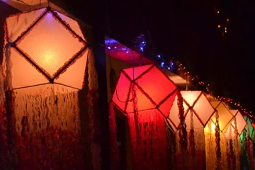 முள்ளிவாய்க்கால் வாரத்தில் யாழ்.பல்கலையில் இராணுவம், பிக்குவுடன் வெசாக் கொண்டாட்டம்(Photos)