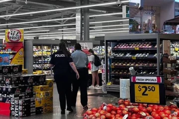 13 வயது சிறுவனின் பயங்கர செயல்: பல்பொருள் அங்காடியில் அலறிய வாடிக்கையாளர்கள்