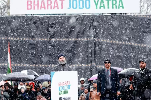 என் மீது குண்டு வீசப்படலாம் என எச்சரித்தனர் : காஷ்மீரில் ராகுல் காந்தி பேச்சு | Bharat Jodo Yatra Rahul Gandhi Kashmir