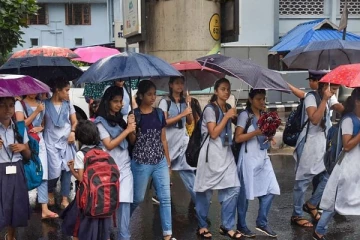 தொடர்மழை காரணமாக நெல்லை, குமரி உள்பட 7 மாவட்ட பள்ளிகளுக்கு இன்று விடுமுறை