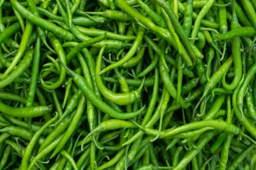 1 கிலோ பச்சைமிளகாய் 1000 ரூபாய் - நாட்டு மக்களுக்கு பேரிடி..!