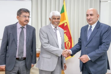 குவைத் தூதுவருடன் அமைச்சர் நஸீர் அஹமட் கலந்துரையாடல் (PHOTOS)