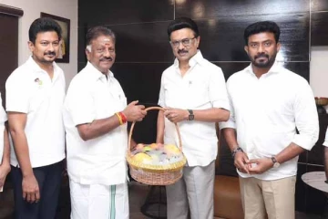 திமுக கூட்டணியில் இணைகிறாரா ஓ.பன்னீர்செல்வம்?