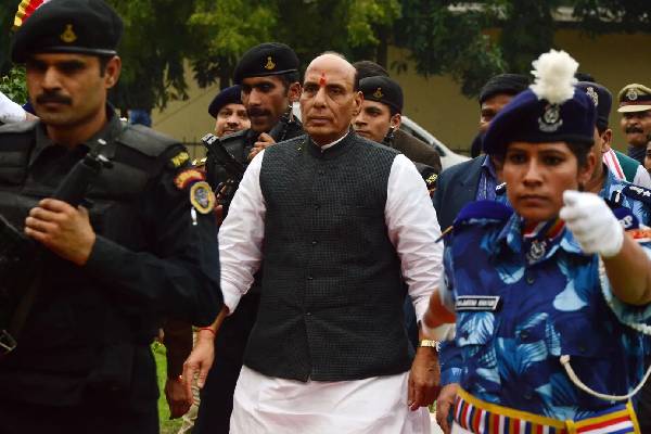 எல்லைகள் மாறக்கூடும்... இந்தியாவுடன் அந்தப்பகுதி இணையும்: பாதுகாப்பு அமைச்சர் சூசகம் | Sindh May Return To India