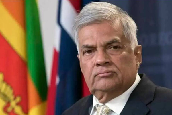 தீர்வுப் பேச்சு தொடர்பில் முஸ்லிம் மக்கள் மத்தியில் விஷமத்தனமான பிரசாரம்: ஹக்கீம் | Noxious Among Muslims Settlement Hakeem Worried