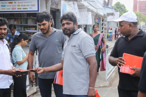 நிமலராஜனுக்கு நீதி கோரி யாழில் விசாரணை அறிக்கை விநியோகம் | Jaffna Demanding Justice For Nimalarajan