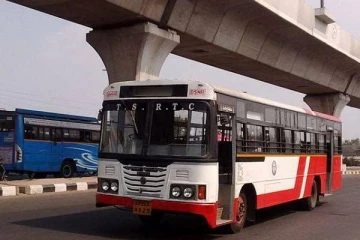 பெண் குழந்தைகளுக்கு வாழ்நாள் முழுவதும் இலவசப் பயணம் - பயணிகள் வரவேற்பு