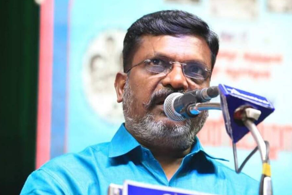 ஈழத்தமிழரின் உணர்வுகளை வைத்து அரசியல் செய்யும் ஆசாமிகள் வரிசையில் நெடுமாறனுமா... எழுந்தது சர்ச்சை! | Ltte Leader Tamil Pazha Nedumaran Controversy Ltte