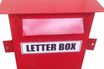 அஞ்சல் பெட்டிக்குள் இருந்த 53 தோட்டாக்கள் ; திகைப்பில் பொலிஸார்