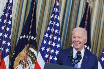 அமெரிக்க நாடாளுமன்ற இடைக்கால தேர்தலில் வெற்றிப்பெற்ற 5 இந்திய வம்சாவளியினர்!