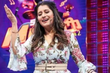 தொகுப்பாளினி பிரியங்காவா இது, 1 நிமிட வீடியோ அவர் செய்ததை பார்த்தீர்களா?- செம வைரல்