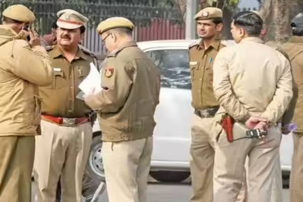 பச்சிளம் குழந்தை விற்ற கொடூரம் ; அதிரடி நடவடிக்கை எடுத்த அதிகாரிகள் | Selling A Newborn Baby To A Childless Couple பச்சிளம் குழந்தை விற்ற கொடூரம் ; அதிரடி நடவடிக்கை எடுத்த அதிகாரிகள் | Selling A Newborn Baby To A Childless Couple