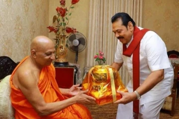எந்த அரசியல்வாதிகளையும் என்னை சந்திக்க அனுமதிக்க மாட்டேன் - ஸ்ரீ சுமங்கல தேரர்