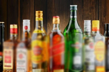 මත්පැන් බෝතල් ගැන සුරාබදු දෙපාර්තමේන්තුවෙන් විශේෂ තීරණයක්.