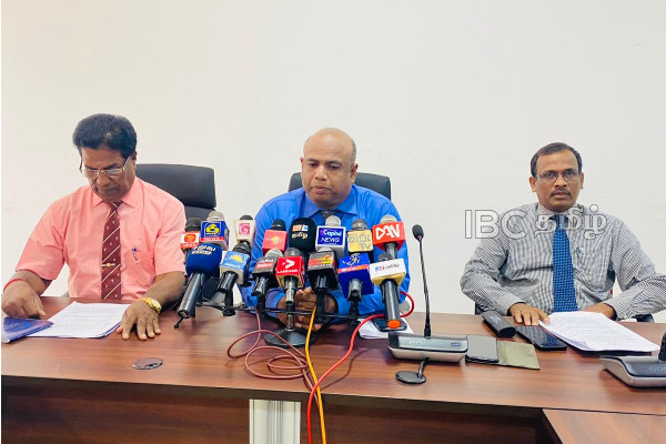 கொழும்பு - யாழ் புகையிரத சேவை நாளை முதல் இடைநிறுத்தம் - பயணிகளுக்கு விசேட அறிவிப்பு | Colombo Jaffna Train Special Notice To Passengers கொழும்பு - யாழ் புகையிரத சேவை நாளை முதல் இடைநிறுத்தம் - பயணிகளுக்கு விசேட அறிவிப்பு | Colombo Jaffna Train Special Notice To Passengers