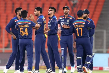 டி20 உலகக்கோப்பைக்கான இந்திய அணி அறிவிப்பு - யார் யாருக்கு இடம்?