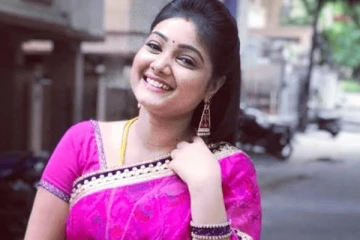 ரோஜா சீரியல் நடிகை பிரியங்கா நல்காரி, அவரின் அம்மாவுடன் எடுத்துக்கொண்ட லேட்டஸ்ட்  புகைப்படம்!