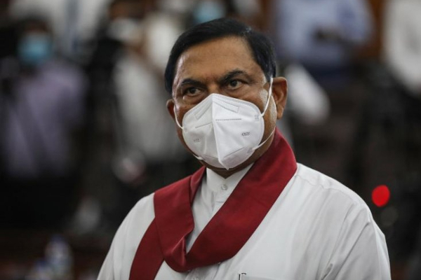 அரசியல் செய்ய முடியாத நிலையில் பசில் தாய்நாட்டை நோக்கிப் பறந்துவிட்டார் : உதய கம்மன்பில | Basil When Politics Impossible Udaya Kammanpila