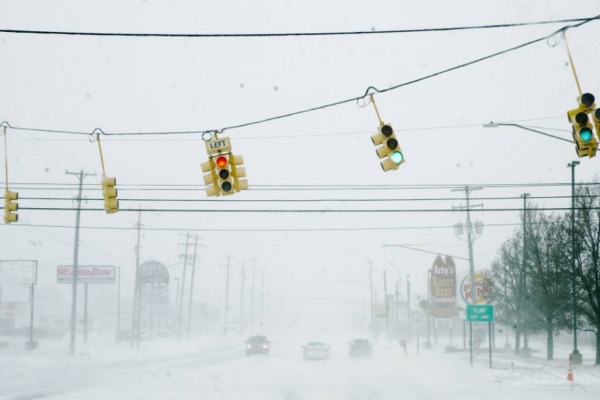அமெரிக்காவில் 20 கோடி மக்களுக்கு விடுக்கப்பட்ட எச்சரிக்கை! | America Weather Warnings 15 Lakh Houses Damage