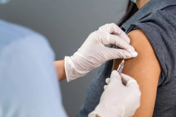 மக்களை தடுப்பூசி பெற வைப்பதற்காக சுவிஸ் அரசு முன்வைத்த திட்டம்: ஒட்டுமொத்தமாக மாகாணங்கள் எடுத்துள்ள முடிவு