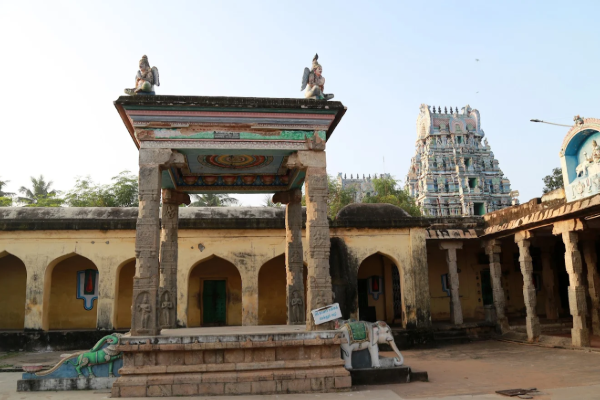 தென்னிந்தியாவின் துவாரகை.. மன்னார்குடி ராஜகோபாலசுவாமி கோயில்! | Mannargudi Rajagopalaswamy Temple